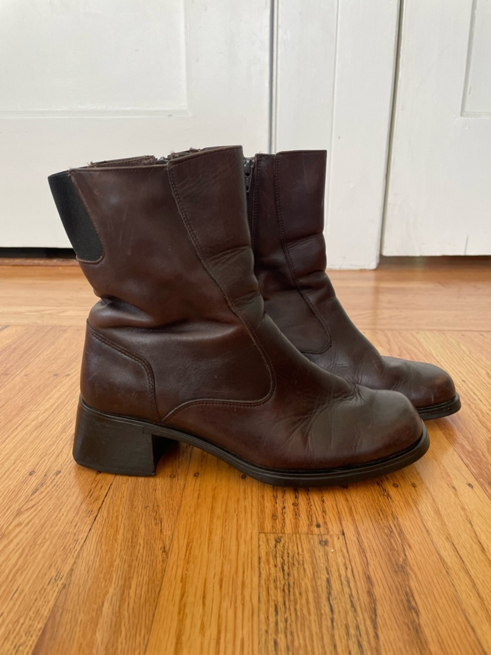 Vintage Leather Ankle Boots - Picture 2 of 6